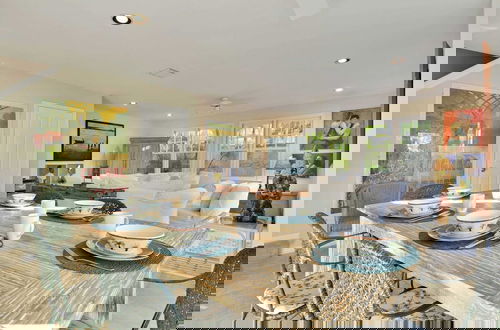 Foto 8 - Artist Garden by Avantstay Great Location w/ Balcony, Outdoor Dining, Shared Pool & Bbq! Week Long Stays