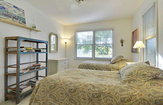 Photo 2 - Artist Garden by Avantstay Great Location w/ Balcony, Outdoor Dining, Shared Pool & Bbq! Week Long Stays