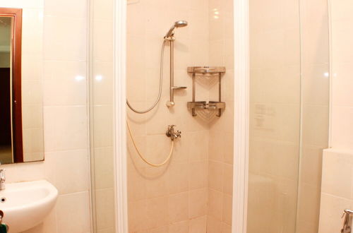 Photo 13 - Great Location And Comfy 2Br Apartment At Thamrin Residence