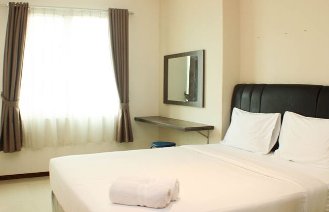 Great Location And Comfy 2Br Apartment At Thamrin Residence - Foto 1