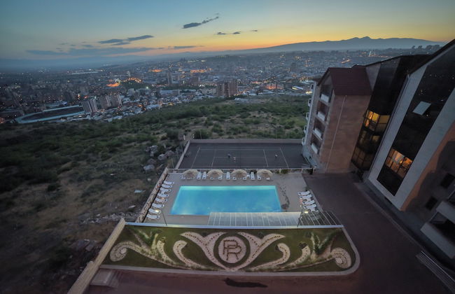 Panorama Resort - Photo 9