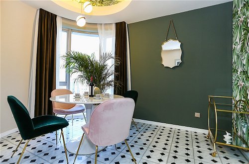 Photo 24 - Wonderoom Design Apartment on the Bund