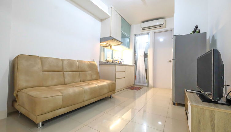 Photo 1 - Cozy Bassura City Apartment