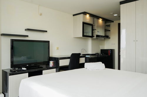 Foto 4 - Elegant Studio At Bintaro Icon Apartment Near Bintaro Xchange Mall