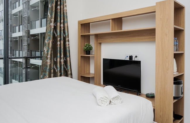 Elegant And Comfortable Studio Sky House Bsd Apartment - Foto 2