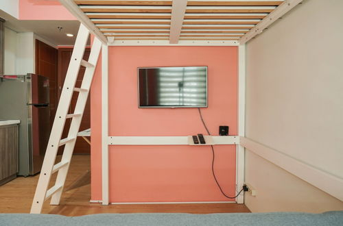 Photo 5 - Best Studio Apartment Vittoria Residence with Sofa Bed