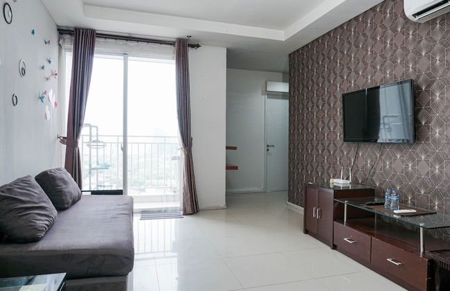 Elegant 2BR Apartment with Working Room The Lavande Residences - Foto 10