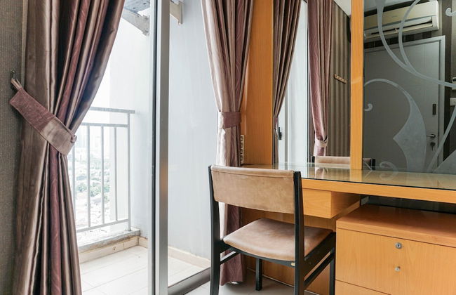 Elegant 2BR Apartment with Working Room The Lavande Residences - Foto 13