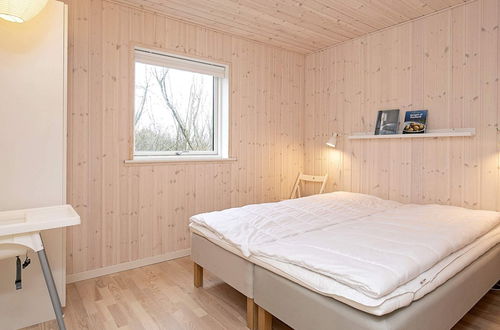 Photo 10 - 9 Person Holiday Home in Hjorring