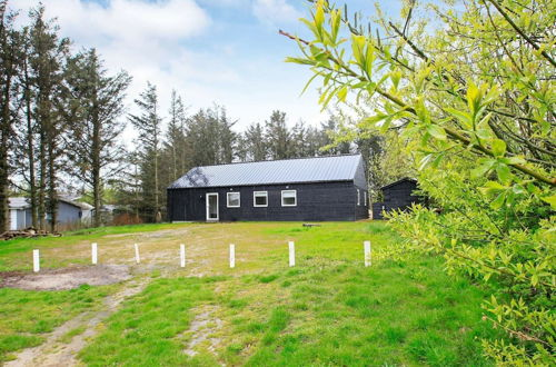 Photo 19 - 9 Person Holiday Home in Hjorring