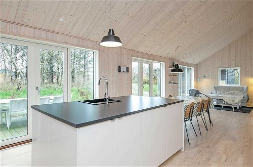 Foto 18 - 9 Person Holiday Home in Hjorring