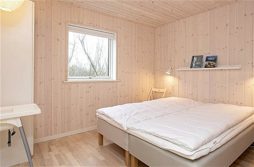Photo 12 - 9 Person Holiday Home in Hjorring