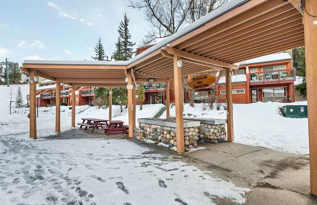 SPACIOUS 2-Br 2-Ba | Ski In/Out | Pool & Hot Tubs | in Heart of PANORAMA RESORT - Foto 22