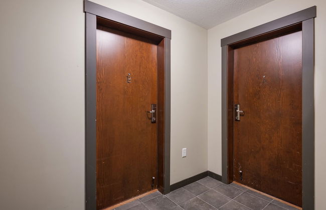 LARGE 3-Br 3-Ba | Ski In/Out | Pool & Hot Tubs | Central Upper Village Location - Foto 2
