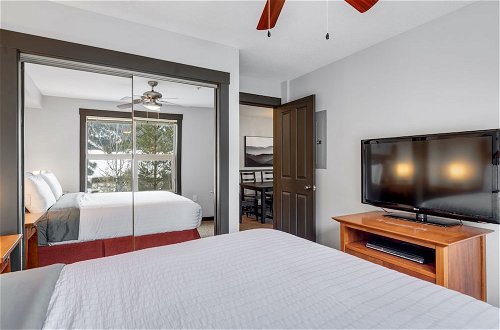 Photo 7 - SPACIOUS 2-Br 2-Ba | Ski In/Out | Pool & Hot Tubs | in Heart of PANORAMA RESORT