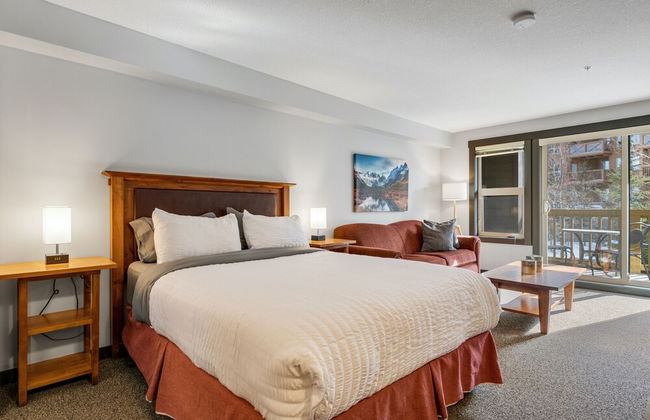 LARGE Studio | Ski In/Out | Pool & Hot Tubs | Central Upper Village Location - Foto 4
