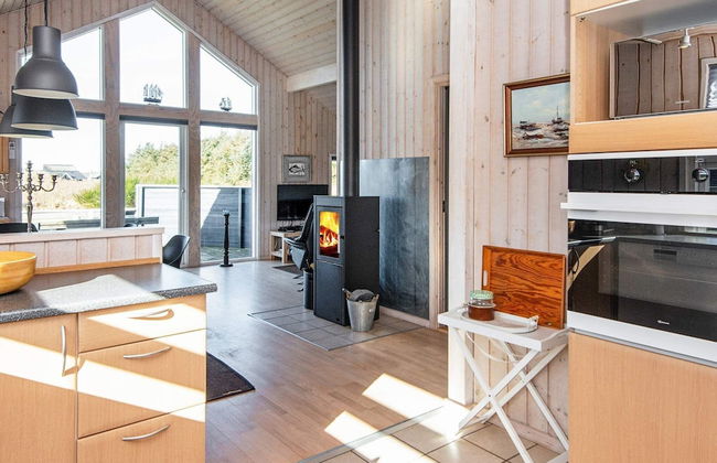 8 Person Holiday Home in Harboore - Foto 6