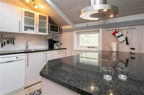 Photo 12 - 8 Person Holiday Home in Albaek