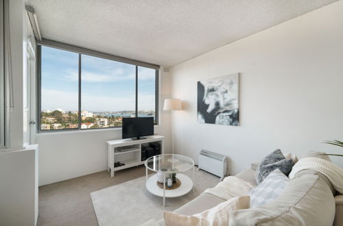 Photo 4 - Bright And Sunny Studio Apartment