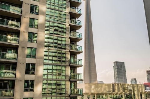 Photo 31 - CN Tower & Lake View, Luxury Condo in Downtown