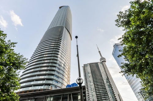 Photo 29 - CN Tower & Lake View, Luxury Condo in Downtown