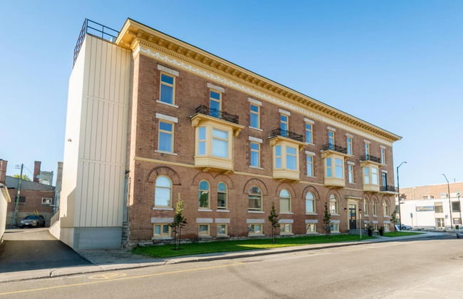 Heritage Rideau 1Br Apartment Free Parking - Photo 1