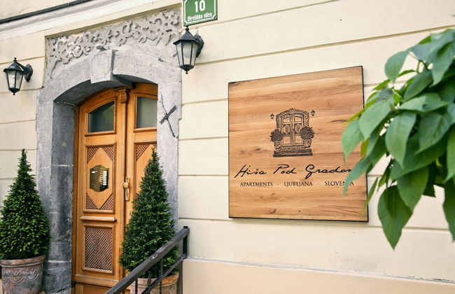 Apartments Hiša Pod Gradom - Foto 1