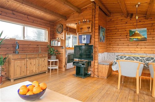 Photo 10 - 6 Person Holiday Home in Lokken