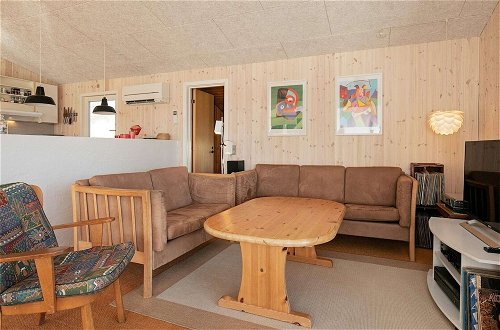 Photo 6 - 8 Person Holiday Home in Lokken