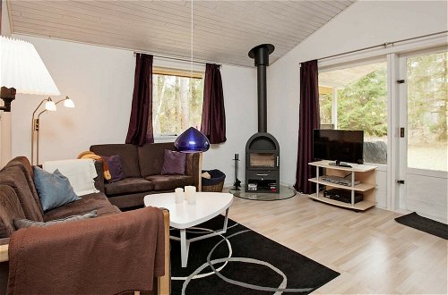 Foto 5 - Idyllic Holiday Home in Store Fuglede near Forest