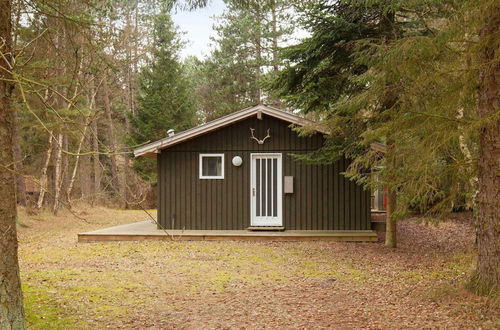 Photo 1 - Idyllic Holiday Home in Store Fuglede near Forest