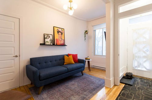 Photo 25 - Charming Montreal 3 bdr Apartment Next to Subway