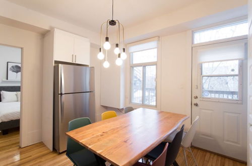 Photo 4 - Charming Montreal 3 bdr Apartment Next to Subway