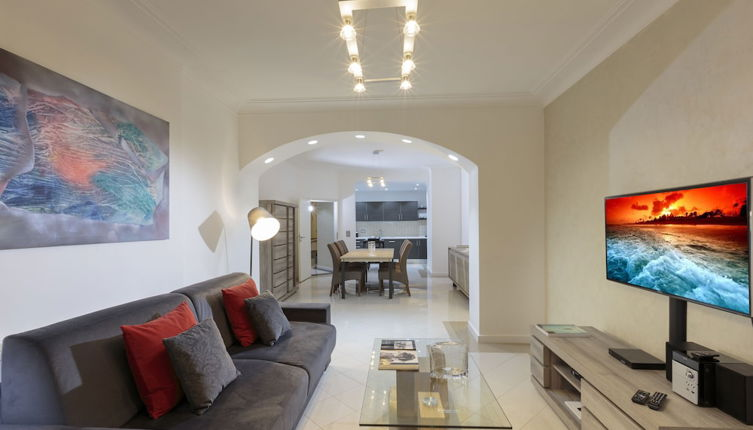 Foto 1 - The Queen Luxury Apartments - Villa Cortina