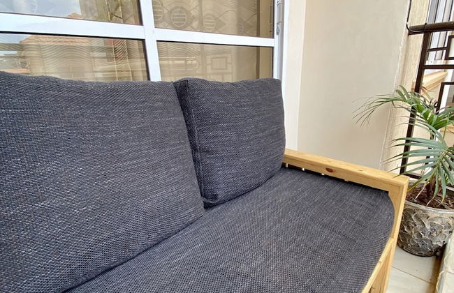 Modern Apartment in Kampala With Unlimited Wifi - Photo 12