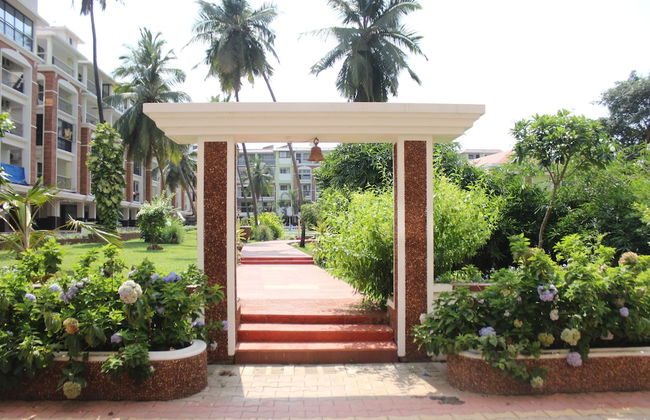 OYO 9364 Home Modern 2 BHK Pool View Candolim - Foto 16