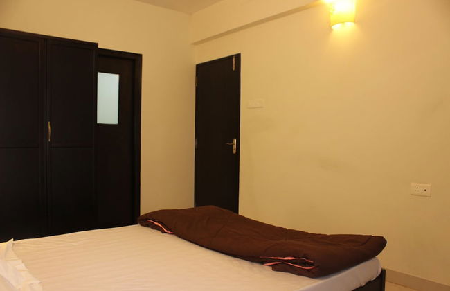 OYO 9364 Home Modern 2 BHK Pool View Candolim - Foto 3