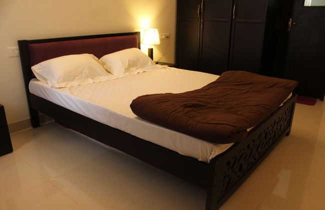 OYO 9364 Home Modern 2 BHK Pool View Candolim - Foto 5