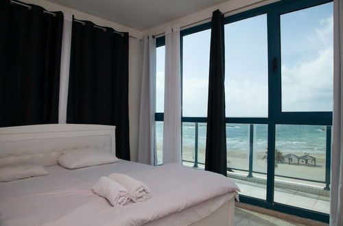 Photo 8 - The Sea Apartments Tel Aviv by different locations