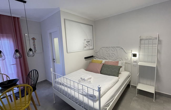 Gabriel Apartments - Jaffa Street - Next To Market - Photo 1