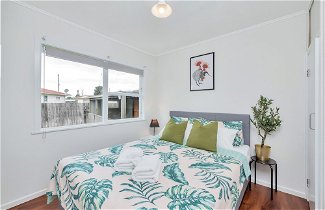Photo 2 - Spacious 3 Bedroom Near Middlemore