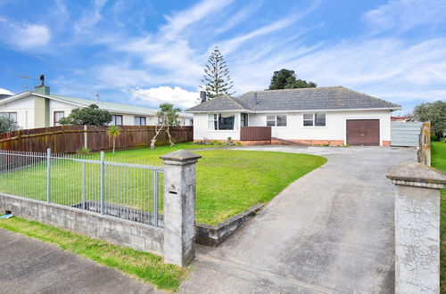 Photo 23 - Spacious 3 Bedroom Near Middlemore