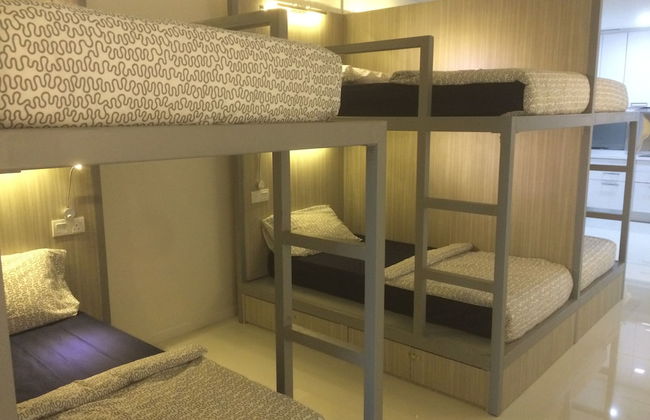 Summer Suites Residences by Subhome - Photo 19