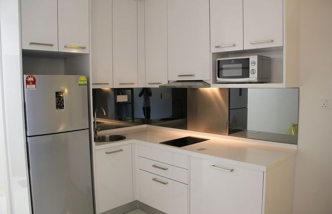 Summer Suites Residences by Subhome - Photo 48