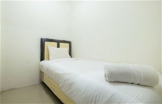 Foto 3 - Comfortable 2BR Green Pramuka Apartment