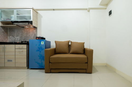 Photo 12 - Comfortable 2BR Green Pramuka Apartment