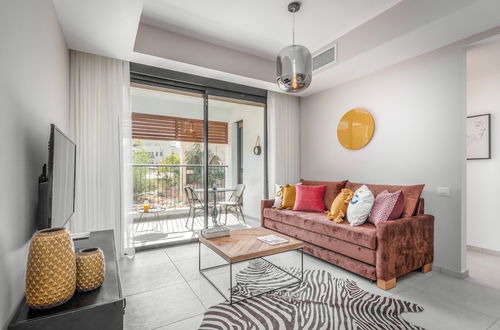 Photo 3 - Stylish New 2BR Jaffa Near Setai Hotel