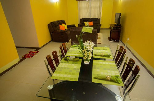 Foto 39 - Milimani Furnished Elegant Apartments