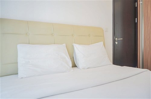 Photo 3 - Minimalist and Comfortable 1BR Casa De Parco Apartment