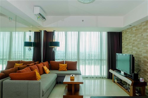 Photo 14 - Premium and Spacious 3BR Apartment at Kemang Village